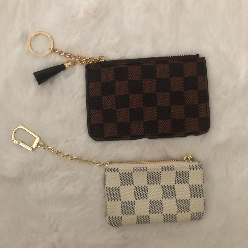 Checkered wristlet bundle / NEW